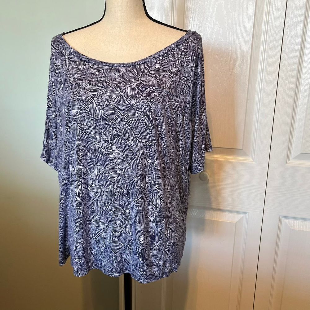 Old Navy Womens Navy Blue White Shirt Top 100% Viscose XXL Stretch Short Sleeve